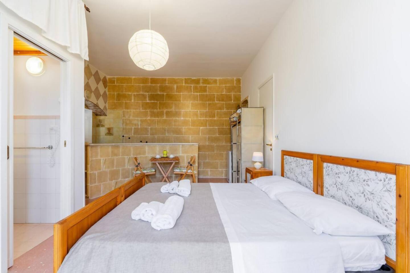 B&B Marchese By Vivimy Marina di Mancaversa Rum bild